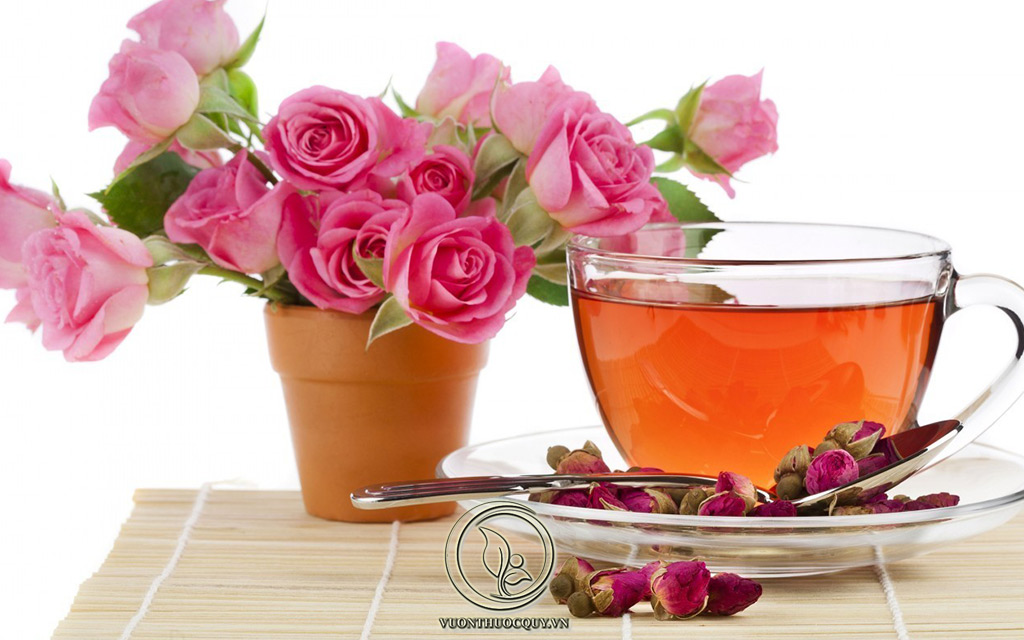 Cách Dùng Trà Hoa Hồng Đúng Cách
